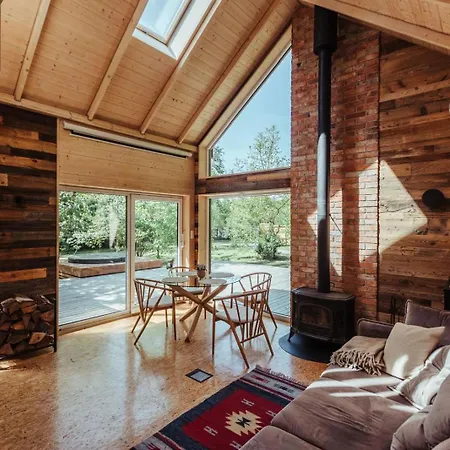 Dobrze Mi Tu بيت للعطل *